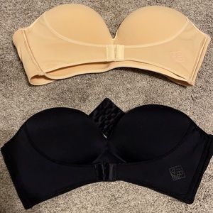 Cleavage booster strapless bra set